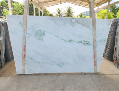 Mármore Branco  Rajado Verde